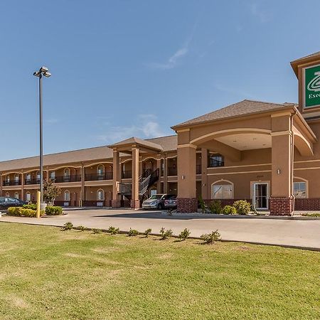 Executive Inn & Suites Cushing 外观 照片